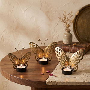 Portavelas de Metal Dorado con Diseño de Mariposa, Portavelas Vintage con Recortes, Moderno Soporte para Velas para Decoración del Hogar, Jardín y Fiestas - Product Image 1