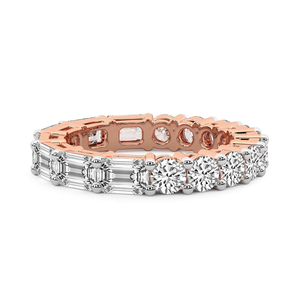 Magnifique bague éternité élégante en or massif 18 carats, sertie d'émeraudes Brynn et de diamants de laboratoire ronds, certifiée IGI, pour femme. - Product Image 5