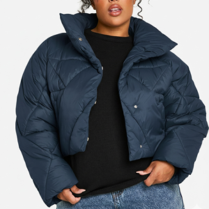 Chaqueta Acolchada de Nailon Negro Mate para Mujer, Colección Premium de Invierno, Chaqueta Acolchada Térmica Gruesa de Alta Calidad para Mujer - Product Image 6