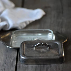 Metal Butter Holder with Cover for Fridge and Table Use - Product Image 1