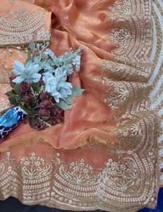 Sari fantaisie bicolore en mousseline de soie avec sequins, bordure brodée, sari de soirée en mousseline douce, sari de créateur avec bordure richement ornée - Product Image 2