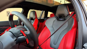 BMW M5 Competition Touring 2025 Usado al por Mayor, 4.4L 717hp Híbrido, 5 Plazas, Automático, Volante a la Izquierda, 8 Cilindros, Tracción Total, Especificaciones Americanas - Product Image 4