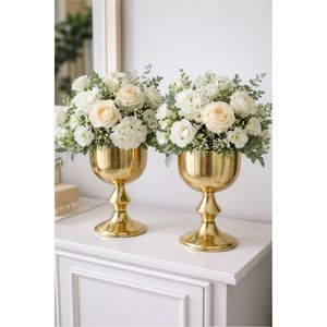 Vintage Brass Finish Scalloped Metal <b>Vase</b> Decorative Floral <b>Stand</b> for Anniversary Event Centerpieces Urn Planter Home Decor <b>Vase</b> - Product Image 2