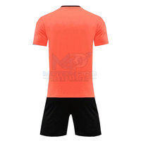 Shorts de football personnalisés avec tissu respirant haute performance et écologique pour une circulation d'air améliorée et un confort maximal du joueur