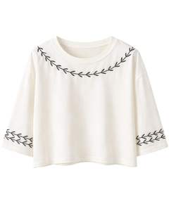 Camiseta Corta Blanca Personalizada para Mujer, Bordado Minimalista de Hojas, Manga Corta, Informal, Mezcla de Algodón Suave, Top de Verano para Mujer, Venta al Por Mayor - Product Image 2