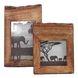 Aaliyan Impex Wholesaler Handcrafted Photo Frame Economical Prices for Wooden and Metal Home Decor <b>Interior</b> <b>Accessories</b> - Product Image 1