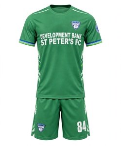 Ensemble de maillot de football personnalisé sublimé vert foncé, respirant, à séchage rapide, avec short, pour hommes, logo personnalisé, entraînement - Product Image 1