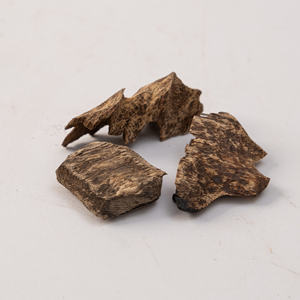 เศษไม้กฤษณาสำหรับการเผาแบบดั้งเดิม - Product Image 1