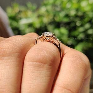 Anillo de compromiso de diamante ovalado de platino 950 con engaste catedral de 1.00 a 3.00 CT, joyería fina, regalo nupcial para dama - Product Image 2