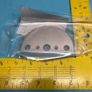 2 LAM 715-006584-001 SECTOR GEARSPUR MOIFIED ARM - Equipo y piezas de semiconductores de confianza de Trusted Global Legacy - Product Image 5