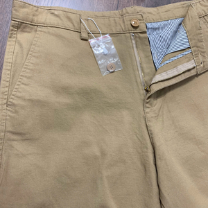 Pantalones cortos de compresión de poliéster personalizados al por mayor hechos en Vietnam a precio competitivo con técnicas de impresión OEM ODM - Product Image 5