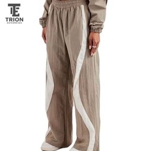 Conjunto Deportivo Casual Cortavientos para Mujer 2026, Diseño Moderno, Tela Ligera, Ajuste Cómodo, Diseño para Exteriores, Servicio OEM - Product Image 2
