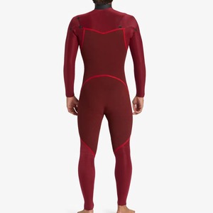 Maillots de bain élégants pour hommes, ensemble 2 pièces, motif à carreaux, flexibilité maximale, liberté de mouvement, respectueux de l'environnement, respirant, devant en tissu - Product Image 5