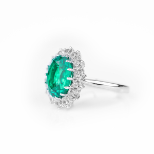 Majestic Womens 925 Sterling Silver Emerald Green Oval Halo <b>Ring</b> Diamond Look Vintage Statement Anniversary Jewelry Gift for Her - Product Image 4