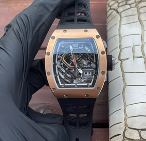 Montre-bracelet mécanique de luxe personnalisée pour homme, chronographe squelette en titane, forme tonneau, vente en gros, 44 mm - Product Image 2