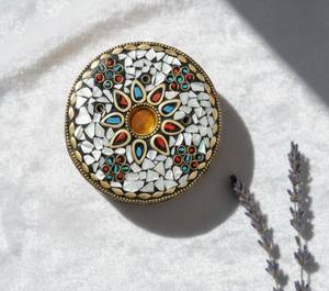 Porta Incienso Redondo de Piedra Hecho a Mano para Conos y Varillas – Quemador de Incienso Decorativo Navideño | Decoración Redonda Hecha a Mano para el Hogar Round-ISRH5 - Product Image 2