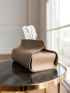 Boîte à mouchoirs de luxe en cuir anti-odeur, étui porte-serviettes avec fermeture à bouton, pliable, anti-poussière, portable, simple et décontracté pour hôtels - Product Image 2