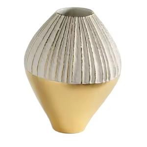 Vases à fleurs en métal de luxe artistiques pour la décoration intérieure - Product Image 5