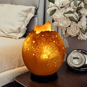 Lámpara de Sal del Himalaya con Huevo de Avestruz Tallado a Mano - Purificador de Aire y Ayuda para Dormir, Elegante y Único - Product Image 3