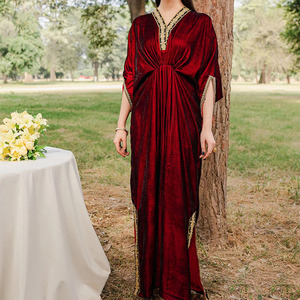 Fabricante y Proveedor Mayorista de Ropa de Moda Kaftan, Vestidos Largos Holgados, Producción de Prendas Personalizadas - Product Image 5