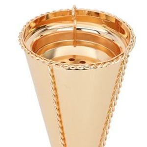 Elegante Quemador de Incienso de Metal Dorado con Diseño de Cono Acanalado y Detalles Trenzados de Alta Calidad para una Fragancia Lujosa en el Hogar - Product Image 4