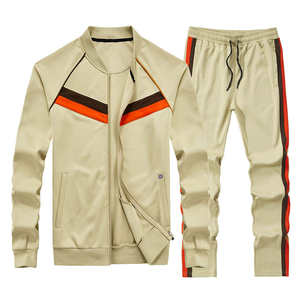 Traje Deportivo para Hombre, Diseño Nuevo, Conjuntos Deportivos Personalizados, Conjuntos para Correr al por Mayor, Ropa Deportiva Técnica para Hombre - Product Image 4