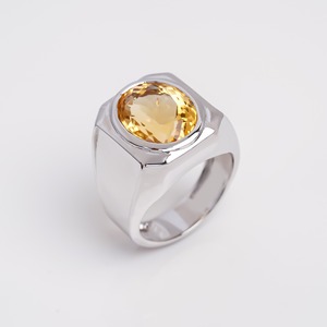 Bague signet large en argent sterling 925 avec saphir jaune de laboratoire, bijou audacieux et élégant, cadeau unisexe - Product Image 2