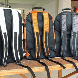 Sac à dos de cheerleading personnalisé avec paillettes, compartiment à chaussures, sac de voyage d'équipe, OEM ODM - Product Image 6