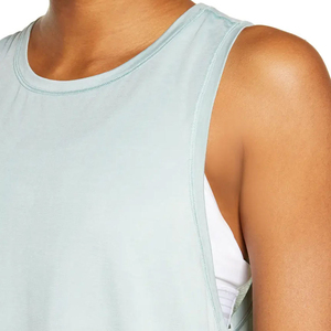 Camiseta sin mangas para mujer, diseño personalizado de color liso, ropa deportiva ligera, camiseta sin mangas ajustada, fabricante de ropa OEM - Product Image 2