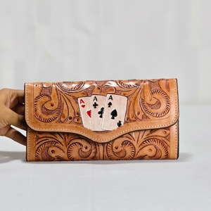 Cartera de Cuero Genuino para Mujer con Diseño Floral Grabado, Minimalista, Multifuncional, Gran Capacidad, Portátil, para Uso Diario - Product Image 1