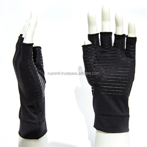 Guantes de Golf Ultra Transpirables y Cómodos para Hombre y Mujer, Diseñados para un Agarre Suave, Control, Sensación Flexible y Práctica Diaria - Product Image 6