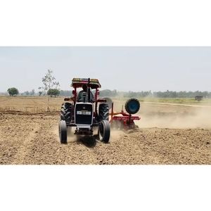 Tractor fiable Massey Ferguson MF 260 2WD 60 HP diseñado para un trabajo de toma de fuerza eficiente en campos rurales para agricultores nigerianos fabricados - Product Image 4