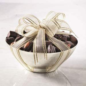 Juego de Servir Chocolate de Lujo con Tres Recipientes Plateados y Asa Central, Presentación Elegante y Moderna para Dulces en Bodas - Product Image 6