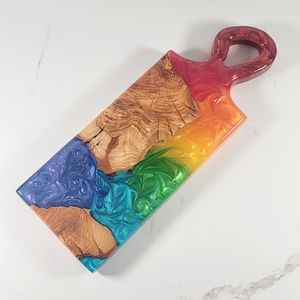 Plateau unique en résine et bois, fait main, planche de service en bois naturel, œuvre d'art créative en résine pour la présentation de café, thé, collations et desserts C - Product Image 3