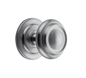 Superbes boutons de placard en laiton massif argenté mat, durables et élégants pour les chambres modernes, classiques, les hôtels et les intérieurs résidentiels. - Product Image 1