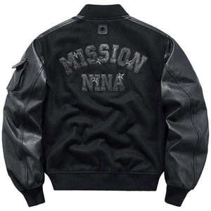 Chaqueta Bomber Táctica Techwear para Hombre, Estilo Urbano Cyberpunk con Parches y Mangas de Cuero, Chaqueta Varsity Hip Hop Cortavientos - Product Image 4