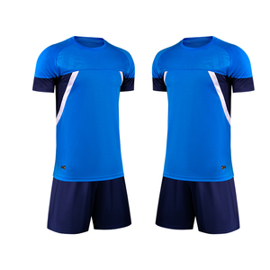 Ensemble d'uniformes de football personnalisés, maillot et short de football par sublimation, respirant, pour entraînement et matchs d'équipe, logo OEM - Product Image 1