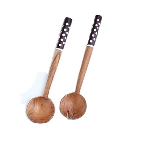 Ensemble de serveur de salade artisanal outils de table avec cuillère et fourchette imprimées en émail outils de cuisine les plus vendus pour la décoration de la salle à manger - Product Image 1