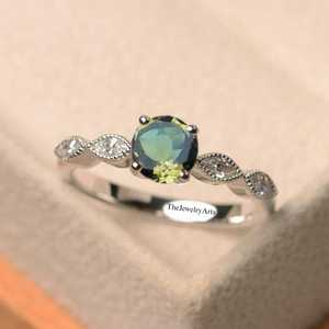 Bague Sultanite - Bague Sultanite aux couleurs changeantes - Bague avec pierres précieuses aux couleurs changeantes - Bague Sultanite pour femme - Bague Sultanite turque pour cadeau - Product Image 1