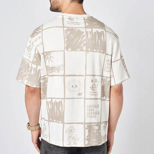 เสื้อยืดโอเวอร์ไซส์สีเบจลายกราฟิกสำหรับผู้ชาย เสื้อผ้าลำลองแนวสตรีทแฟชั่นพิมพ์ลายสำหรับฤดูร้อน - Product Image 4