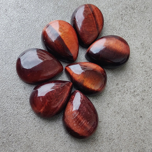 Cabujón de Ojo de Tigre Rojo Natural, Forma de Pera, Parte Posterior Plana, Calibrado, Gema de Calidad AAA+ - Product Image 3