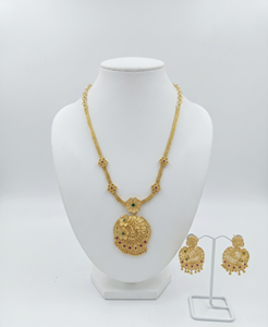 Divyoro - Juego de Collar y Pendientes Clásicos con Diseño de Flores Chapados en Oro para Mujer, Joyería Étnica para Bodas y Fiestas con Piedras de Circonio - Product Image 1