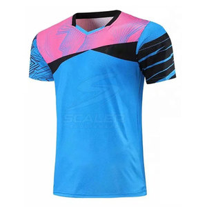 Uniforme de Voleibol Ligero con Tecnología Avanzada de Gestión de la Humedad para Mantenerse Seco y Concentrado - Product Image 3