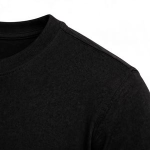 NEXTEX T-shirt unisexe en jersey de coton doux noir à col rond avec motif Roi d'échecs doré - Product Image 6