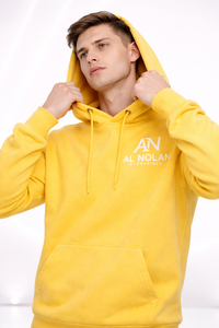 ชุดเสื้อฮู้ดดี้และกางเกงจ็อกเกอร์สีพื้นสำหรับผู้ชาย – ชุดลำลองสีเหลืองพร้อมโลโก้แบบกำหนดเอง - Product Image 6