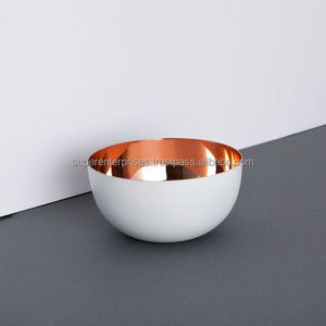 Cuenco de cobre con acabado rústico y detalles elegantes, utensilios de cocina de metal de primera calidad para presentaciones en restaurantes y banquetes. - Product Image 2