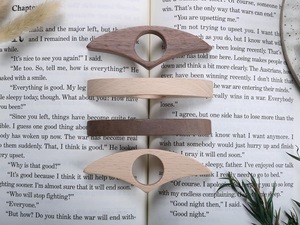 Soporte de Anillo para el Dedo para Leer Libros, Sujetador de Dedos de Madera - Product Image 1