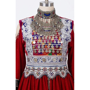 Vestido Tradicional Tribal Hecho a Mano de las Mujeres Kuchi Afganas, Vestido Afgano de Talla Larga en Varios Colores, Cultura Pashtun, Vestido Kuchi Afgano - Product Image 4