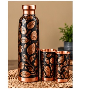 ชุดขวดน้ำทองแดงทำมือพร้อมแก้วลายดอกไม้สลักแบบพกพา - Product Image 6