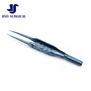 Pinzas de Sutura de Plástico D&K Bonn, Manuales, 3 3/8 Pulgadas, Ejes Rectos, 0.12 mm, 12 Dientes, Plataformas de Sujeción de 6.0 mm para Oftalmología - Product Image 1